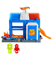 Hot Wheels Şehir Merkezi Polis Kulesi Oyun Seti JHL74