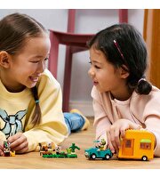 LEGO Animal Crossing Leif Karavan ve Bahçe Dükkanı 77054