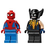 LEGO Marvel Örümcek Adam Arabası, Venomlaşmış Wolverine’e Karşı 76336
