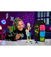 Monster High Gizemli Arkadaşlar 3.Seri Frankie Stein HNF79