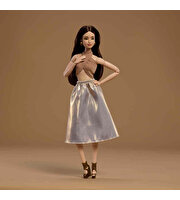 Barbie Signature Barbie Basics İkonik Koleksiyon Bebeği JJX25