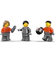 LEGO City Audi F1® Yarış Arabalı F1 Sergileme Kamyonu 60493