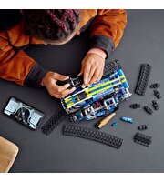 LEGO Technic Uygulama Kumandalı Dönüşüm Aracı 42140