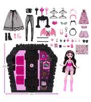 Monster High Muhteşem Gardırop Draculaura Bebek ve Oyun Seti JMG63