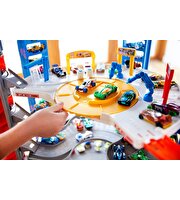 Hot Wheels Ultimate Garage Dev Kule FML03