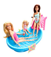 Barbie Bebek ve Havuz Oyun Seti HRJ74