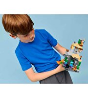LEGO Minecraft Zombi Zindanı 21587