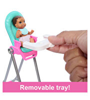 Barbie Bebek Bakıcılığı Oyun Seti HTK34