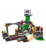 Mega Bloks TMNT Sewer Lair 342 Parça
