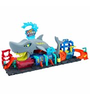 Hot Wheels Şehri Muhteşem Köpek Balığı Araba Yıkama Oyun Seti HTN82