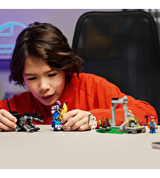 LEGO Fortnite Muzaffer ve Tamirci Çırağı'nın Kampı 77075