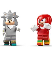 LEGO Sonic the Hedgehog Silver’ın Arabası Knuckles’ın Canavar Kamyonuna Karşı 77118