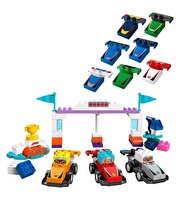 LEGO DUPLO Kasabası F1 Takımı Yarış Arabaları ve Sürücüler 10445