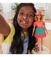 Play Doh Barbie Çiçekli ve Püsküllü Seti G1360