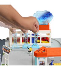 Matchbox Aksiyon Sürücüleri Süper Oto Yıkama Oyun Seti