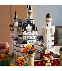 LEGO Architecture Neuschwanstein Şatosu 21063