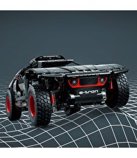 LEGO Technic Audi RS Q E-Tron 42160