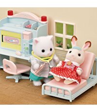 Sylvanian Families Köy Doktoru Başlangıç Seti