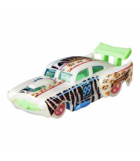 Hot Wheels Monster Trucks Karanlıkta Parlayan Araçlar Paketi HCB57