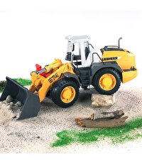 Bruder Liebherr L 574 Kepçe BR02430