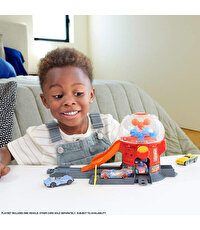 Hot Wheels Şehir Hayatı Serisi Şekerleme Dükkanı JBM62