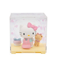 Hello Kitty ve Oyun Arkadaşı Sürpriz Figür