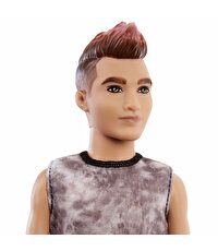 Barbie Yakışıklı Ken Bebekler Ekose Desenli Kırmızı Pantolonlu GVY29