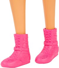 Barbie Kariyer Bebekleri Boksör Barbie GJL64