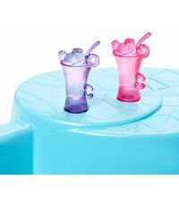 Barbie ve Eğlenceli Havuzu GHL91