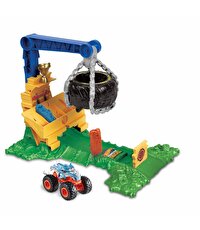 Hot Wheels Monster Trucks Arenada Rhinomite Mücadelesi Oyun Seti HTP18