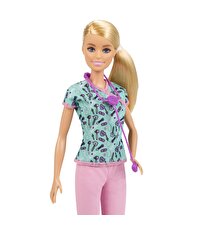 Barbie Kariyer Bebekleri Hemşire Bebek Sarı Saçlı GTW39