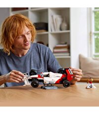 LEGO Icons McLaren MP4/4 ve Ayrton Senna 10330