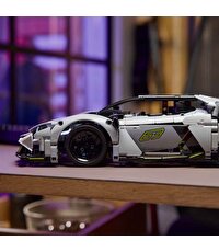 LEGO Technic Lamborghini Revuelto Süper Spor Araba 42214