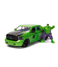1:24 Marvel Avengers 2014 RAM 1500 Model Araba ve Hulk Figür