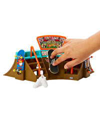 Hot Wheels Skate Parmak Kaykay Macerasına Başlangıç Seti Stadium Skatepark