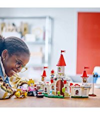 LEGO Super Mario Peach’in Kalesi’nde Roy ile Savaş 71435