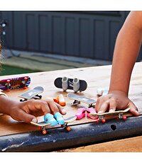 Hot Wheels Skate Temalı Parmak Kaykay ve Ayakkabı Paketleri Stormtrooper HNL80