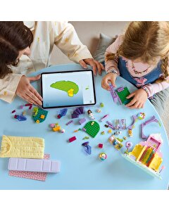 LEGO Gabby's Dollhouse Tatlı Şekerleme Dağı ve Kedi Bahçesi 11205