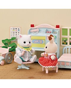 Sylvanian Families Köy Doktoru Başlangıç Seti