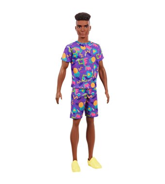 Barbie Yakışıklı Ken Bebekler Mor Tişört ve Şort Takımlı GRB87
