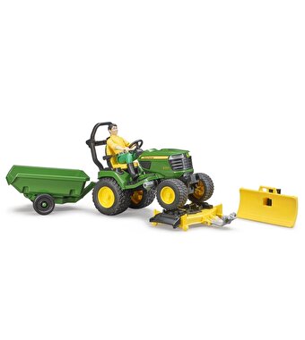 Bruder John Deere Çim Biçme Traktörü ve Bahçıvan