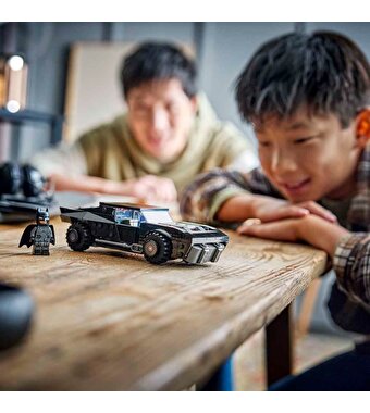 LEGO DC Batman: Batman Batmobile 76332