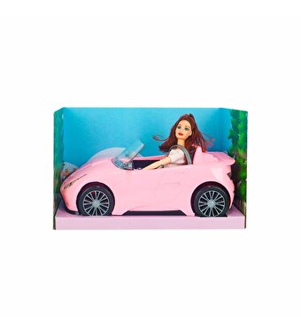 Cindy Bebek ve Spor Arabası