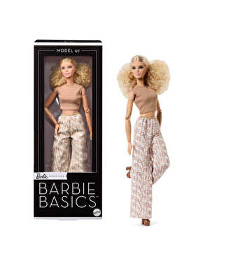 Barbie Signature Basics İkonik Koleksiyon Bebeği Model 07 JJX26