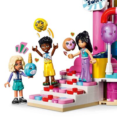 LEGO Friends Şeker ve Kapkek Dönme Dolabı Yapım Seti 42700