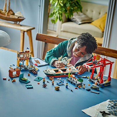 LEGO City Yük Gemili Liman 60422