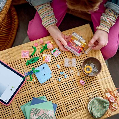 LEGO Creator 3’ü 1 Arada Çiçekli Dekoratif Parfüm Şişesi 31383