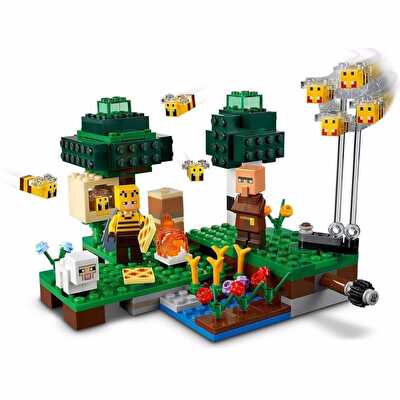 LEGO Minecraft Arı Çiftliği 21165