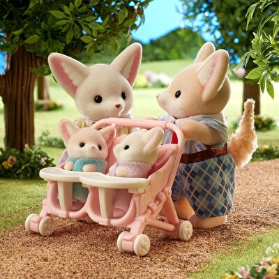 Sylvanian Families Çöl Tilkisi Ailesi