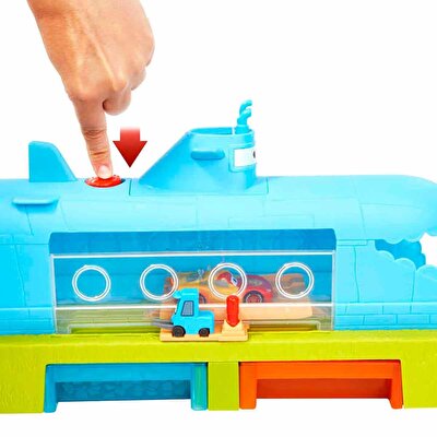 Cars Balina Araba Yıkama Oyun Seti HGV70